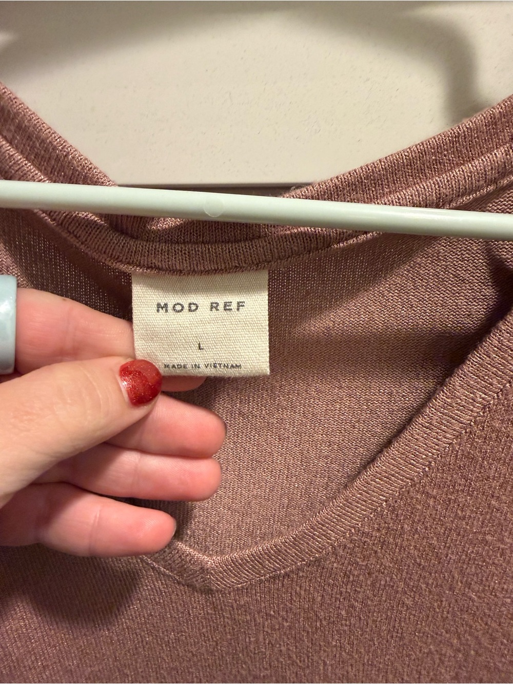 Mod Ref V-Neck Sweater in Dusty Mauve